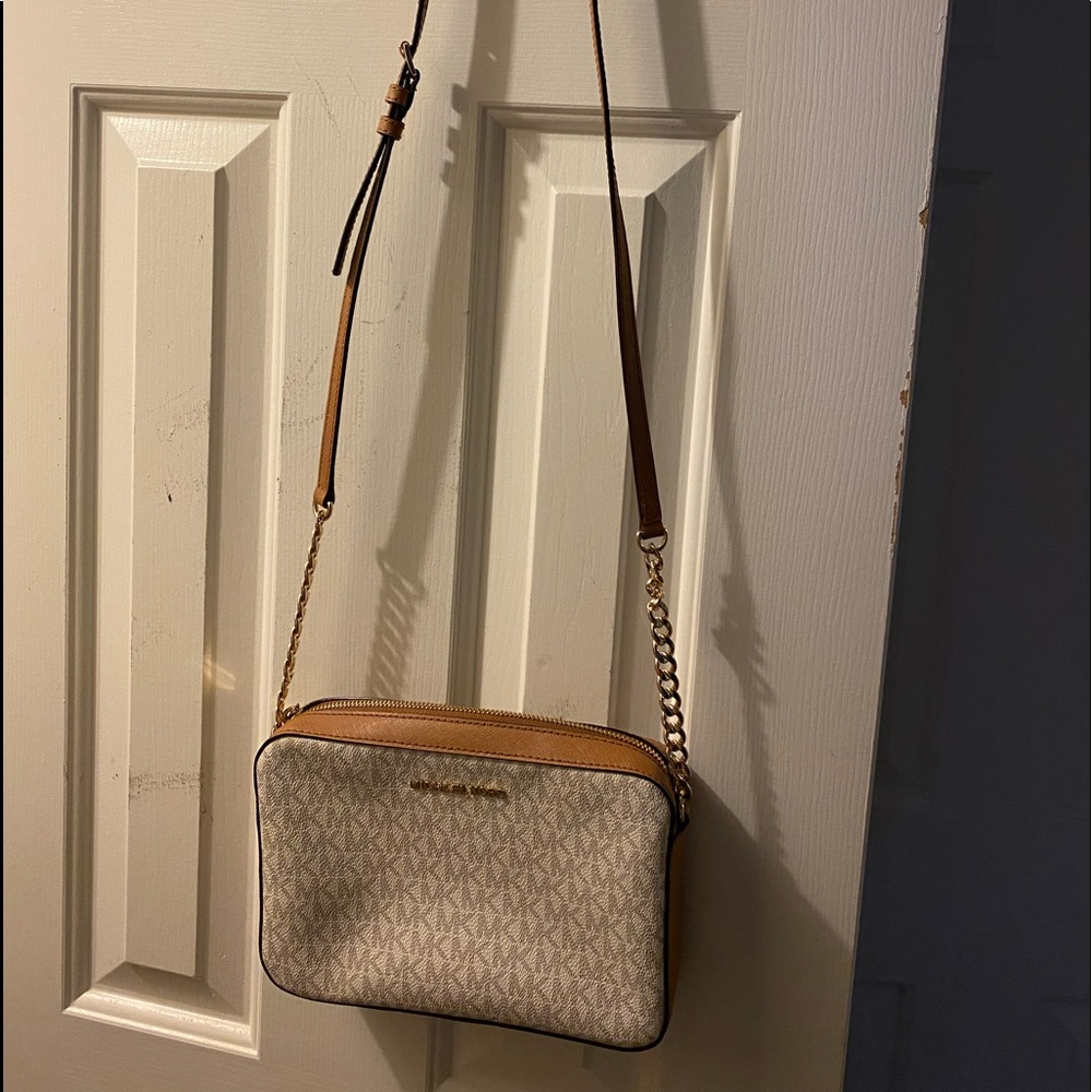 Michael kors handbag